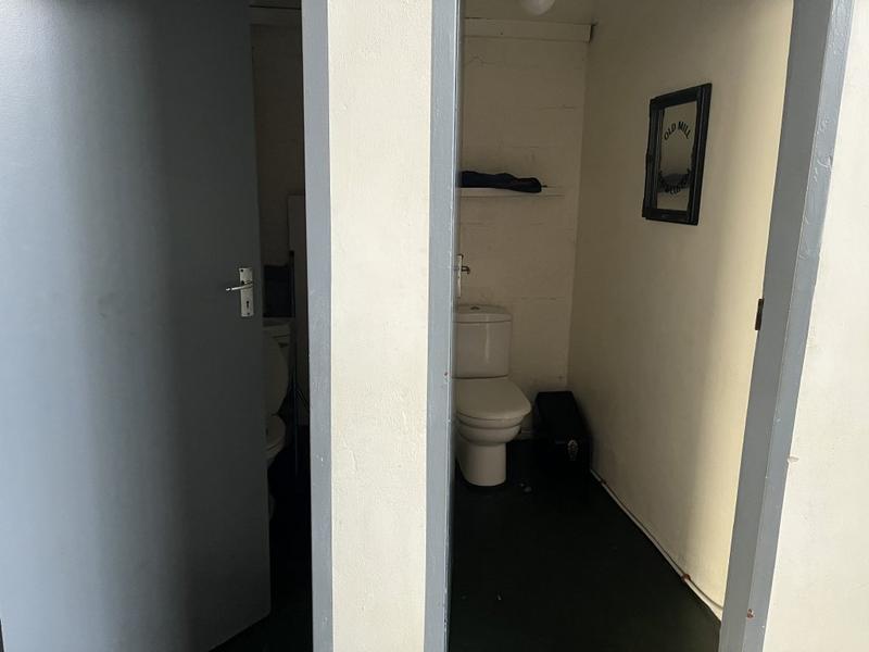 To Let Commercial Property for Rent in Paarden Eiland Western Cape